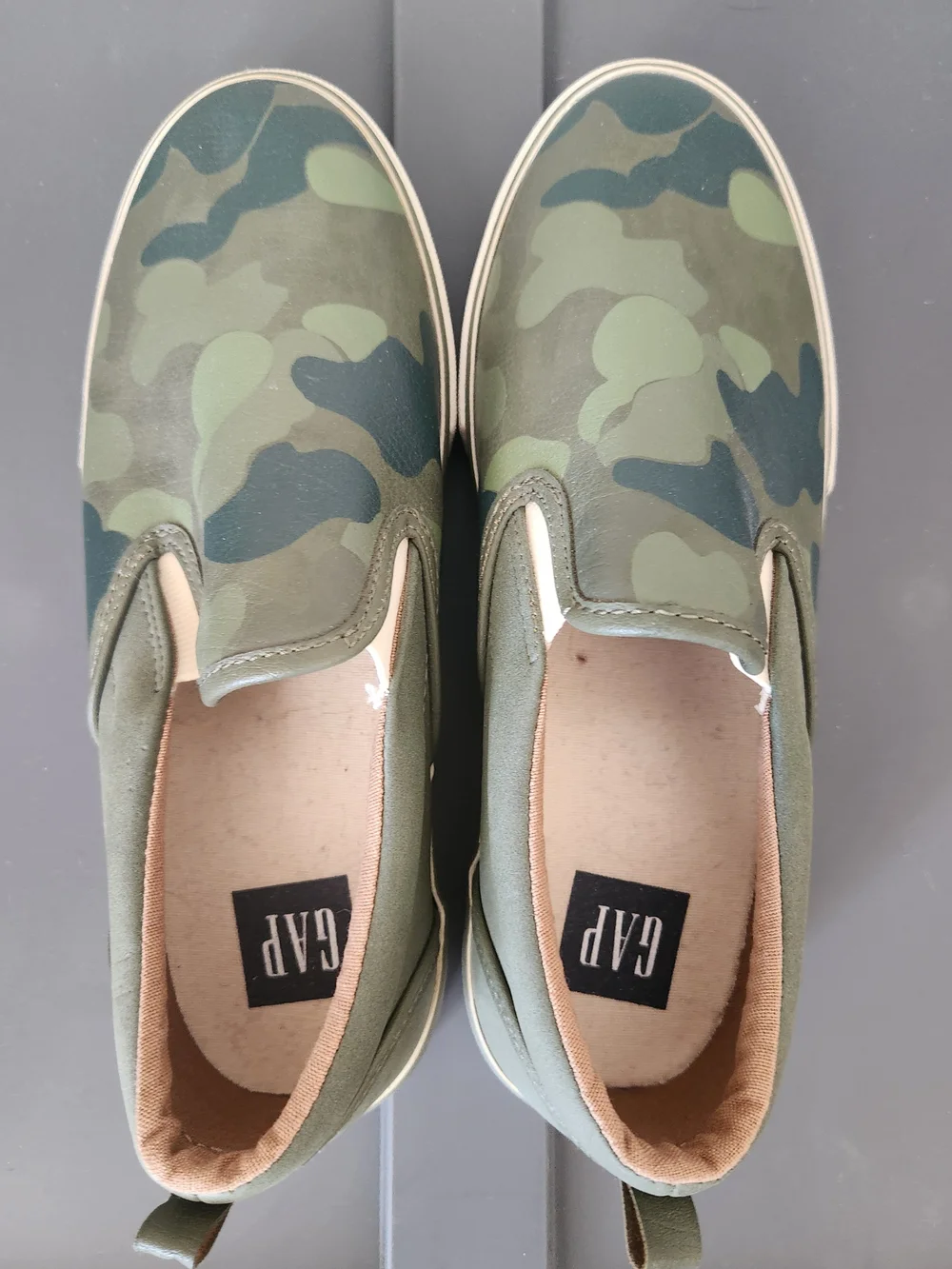 GAP Kid’s Slip-On Camouflage Sneakers - Olive Camo